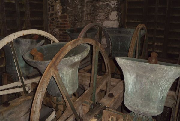 St. Mary's, Holme-next-the-Sea - the ring of five bells
Photo by Tony Foster St. Mary's, Holme-next-the-Sea - the ring of five bells
Photo by Tony Foster